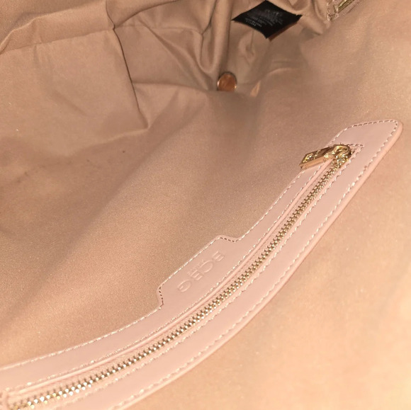 Sample handbag from BCBG Paris in blush pink, NWOT - Picture 5 of 15